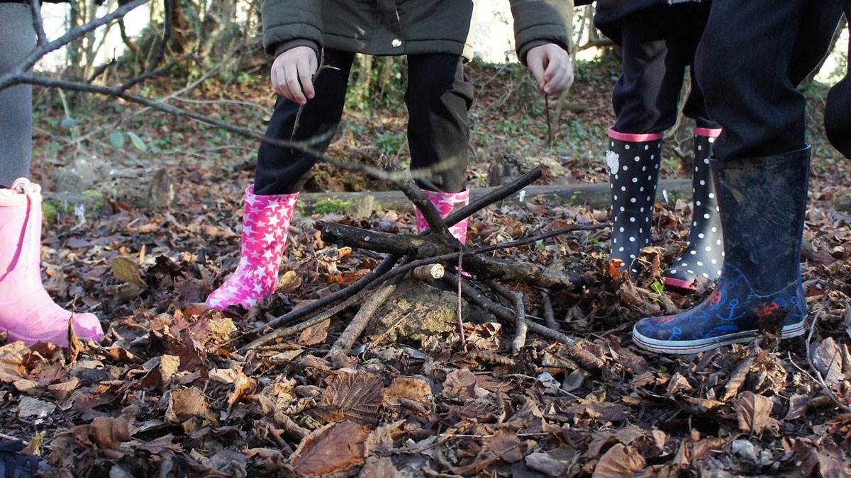 Childrens wellington boots in woodland